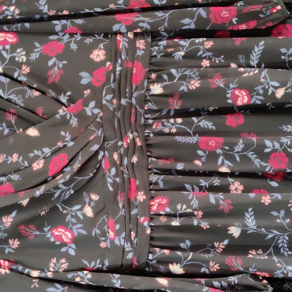 Gal Meets Glam Londyn Dress - Picture 7 of 13